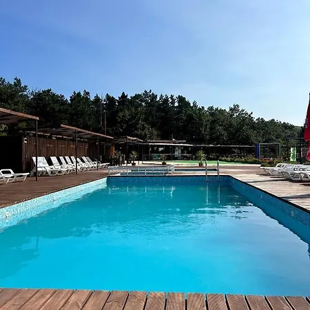 комплекс тополица -the Beautiful View Lodge Aytos