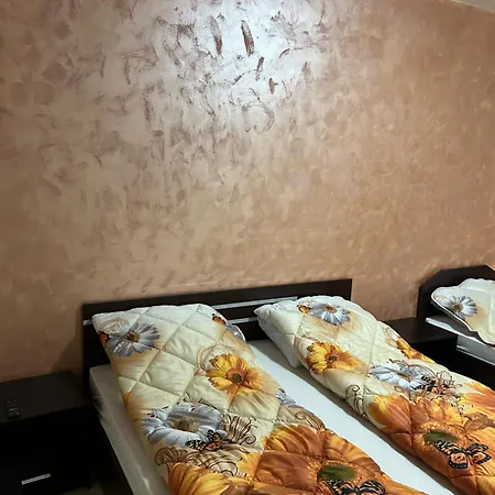 комплекс тополица -the Beautiful View Lodge